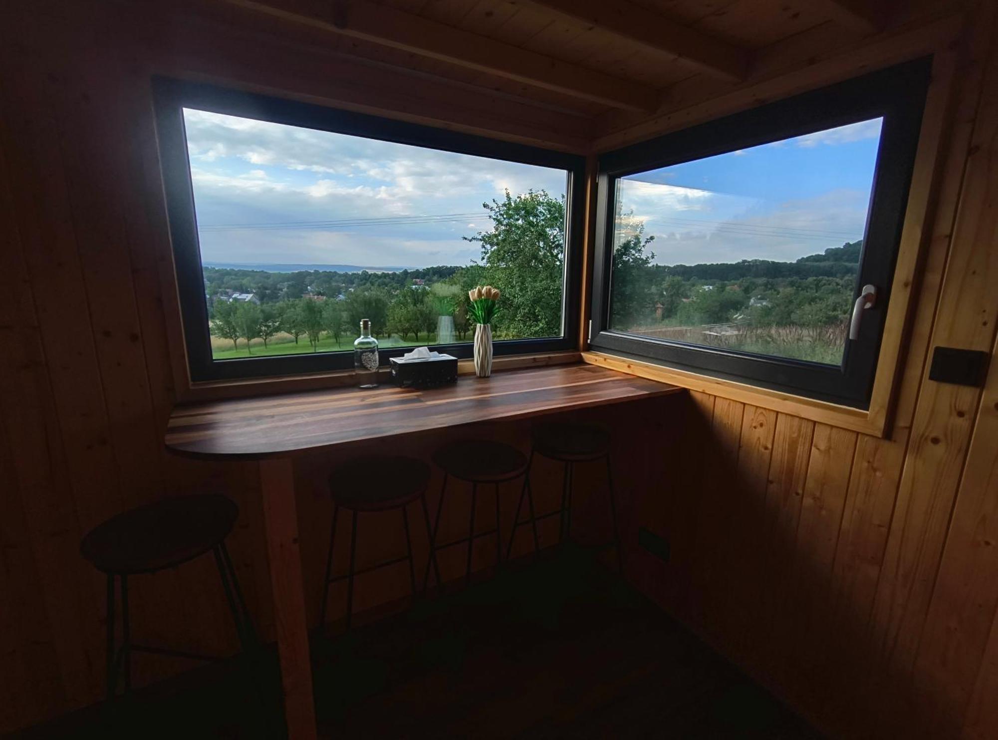 Вилла Tiny House Chvalcov Экстерьер фото