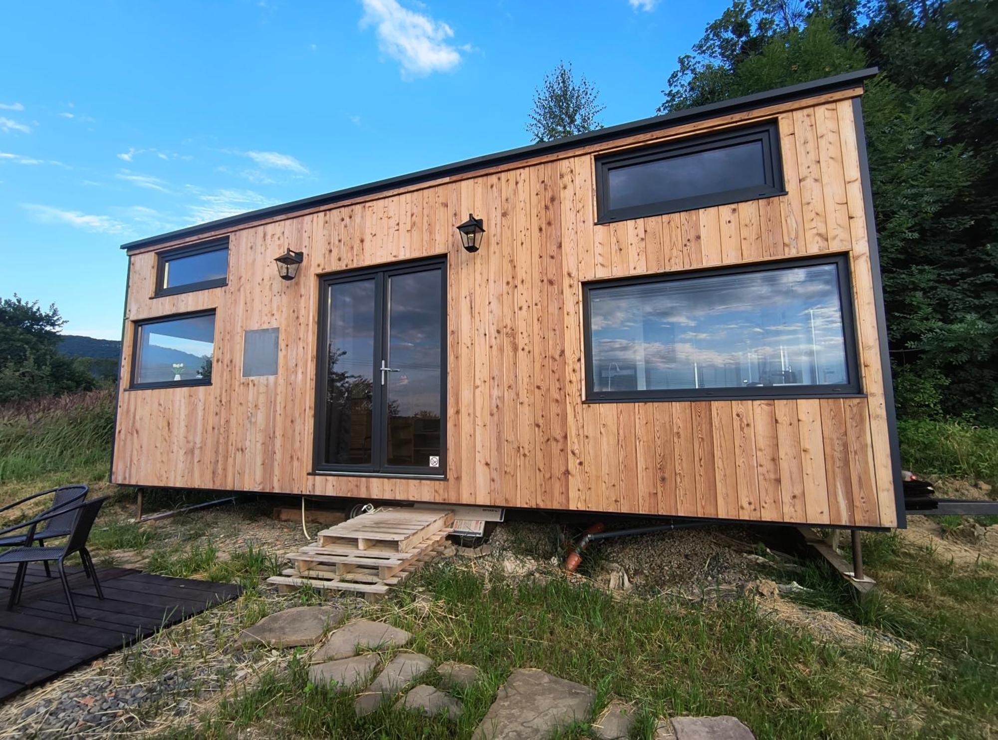 Вилла Tiny House Chvalcov Экстерьер фото